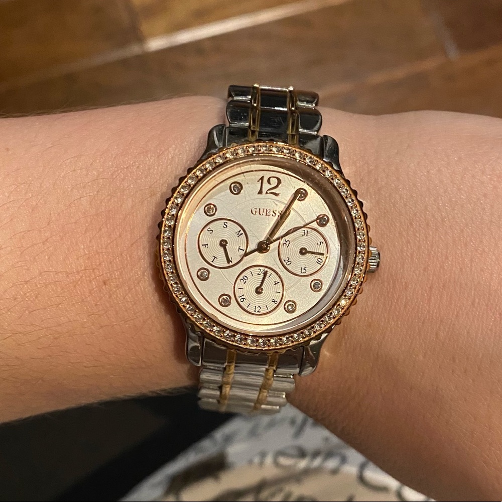 Guess Watch